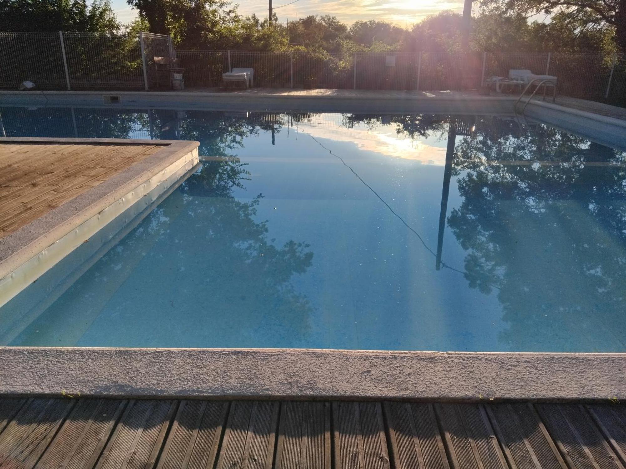 Maisonnette Pour Detente Ou Travail Saint-Aubin-de-Nabirat エクステリア 写真